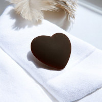 Kleines massives Deko Herz aus Keramik Schwarz Kleines massives Deko Herz aus Keramik Schwarz