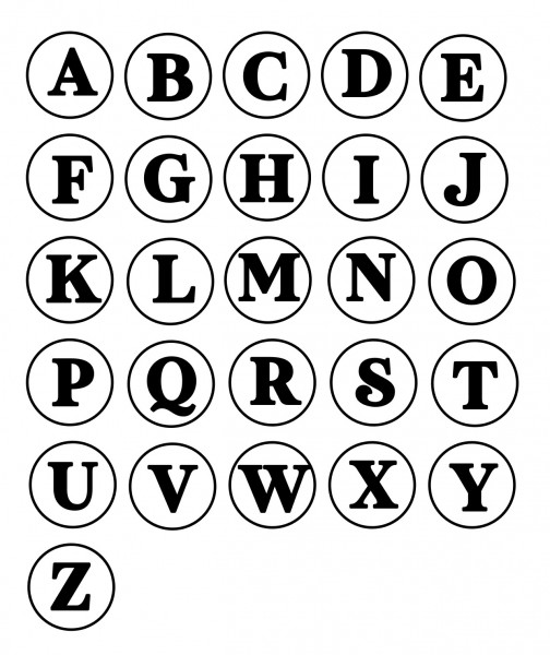 Edel gestaltete Holz Geschenkbox mit Ihrem persönlichen Monogramm